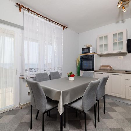 Apartments Melita Dramalj Ngoại thất bức ảnh
