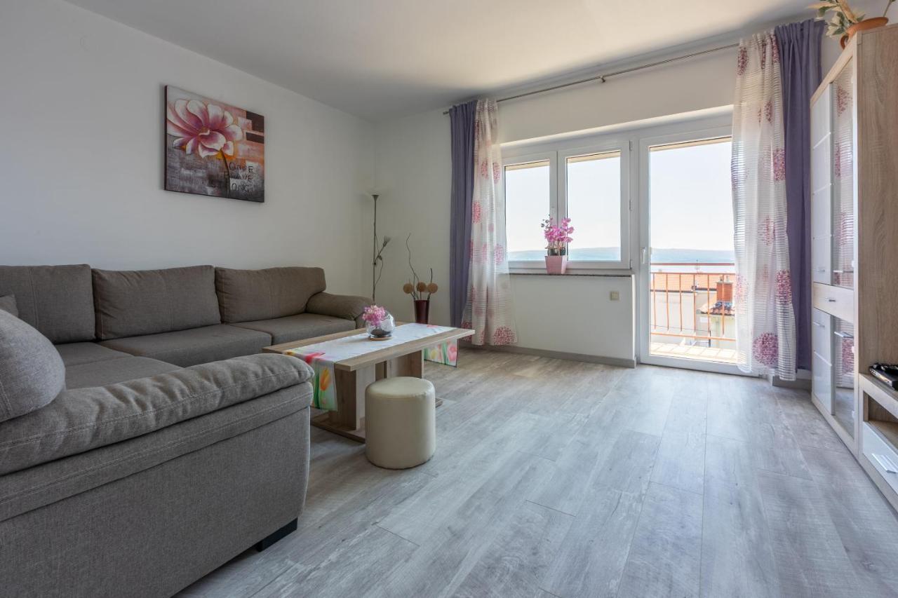 Apartments Melita Dramalj Ngoại thất bức ảnh