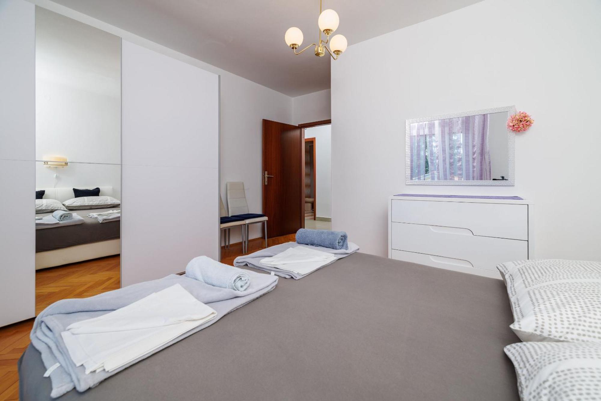 Apartments Melita Dramalj Ngoại thất bức ảnh