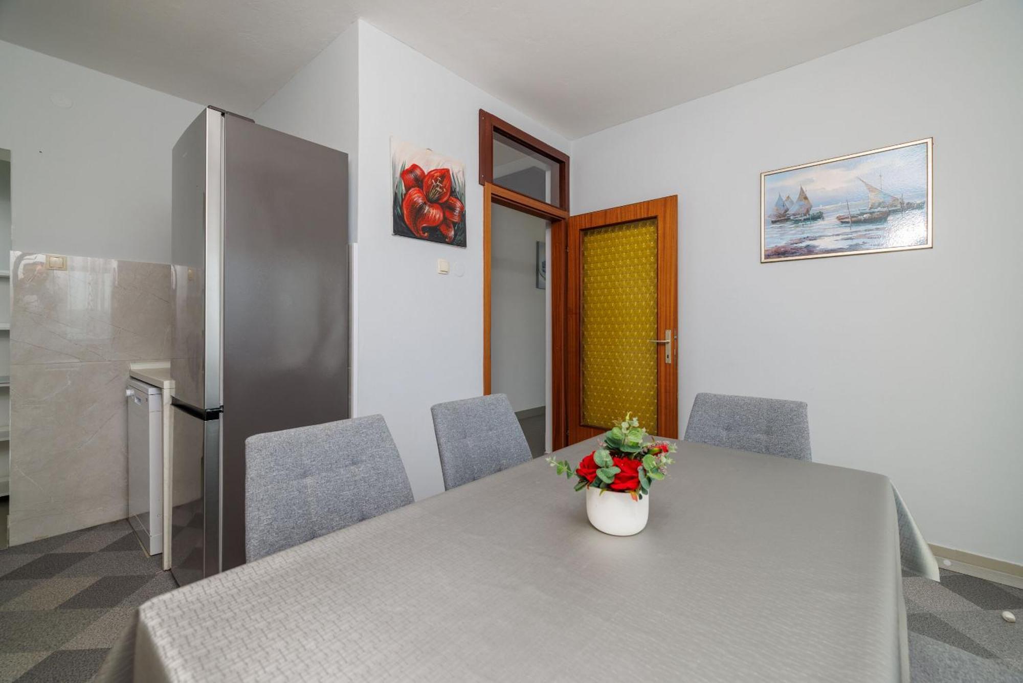 Apartments Melita Dramalj Ngoại thất bức ảnh