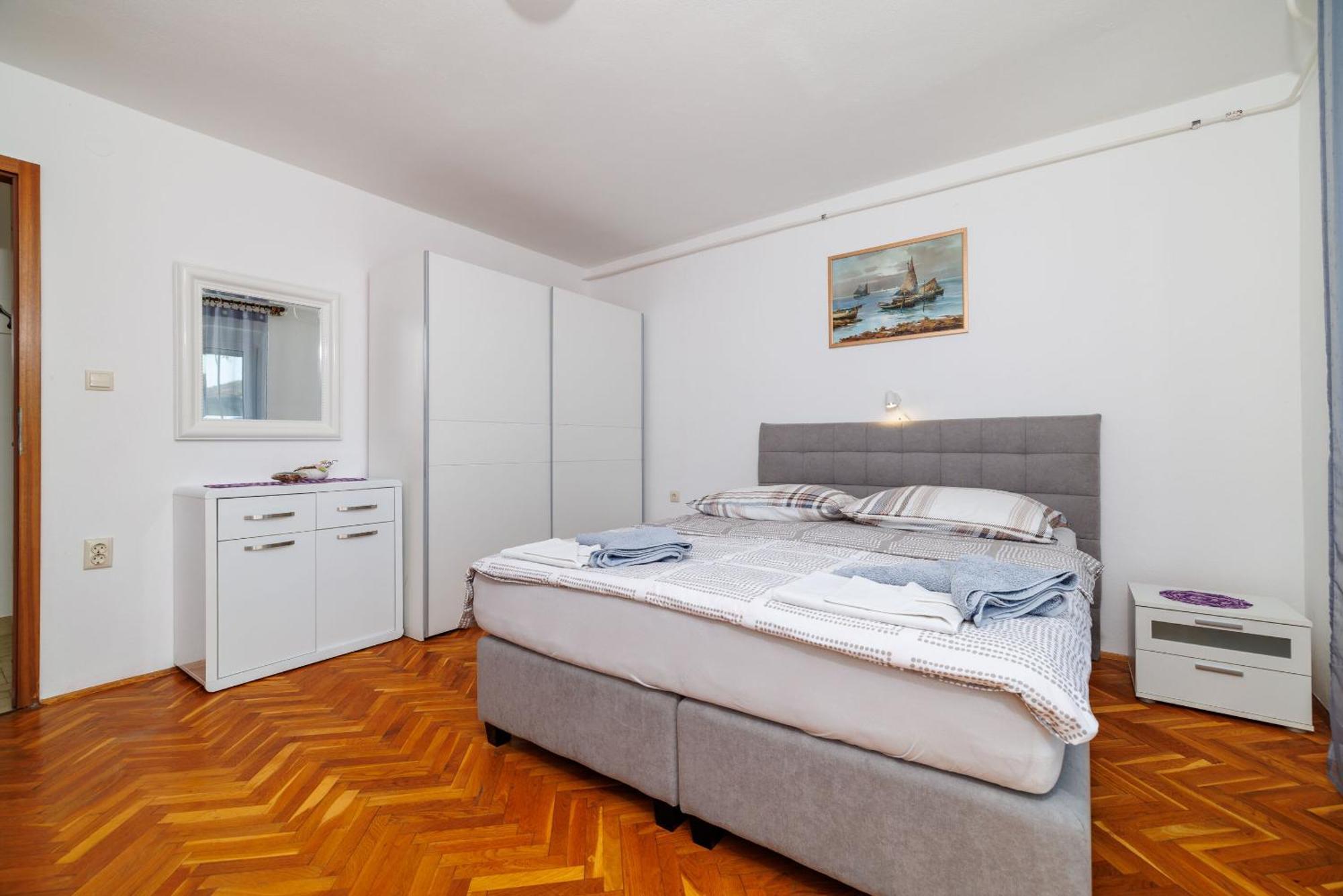 Apartments Melita Dramalj Ngoại thất bức ảnh