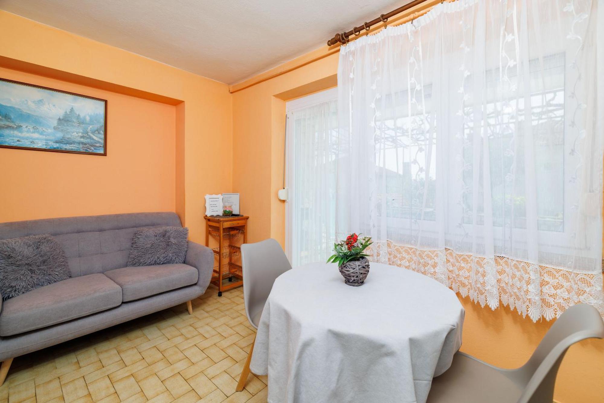 Apartments Melita Dramalj Ngoại thất bức ảnh